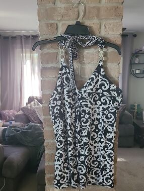 Flowy Stretch Black & White Halter Top with Scroll Print